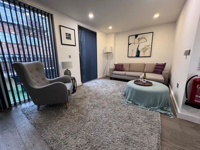 Aldgate Apartments FT5 — penthouse apartment in Aldgate, London