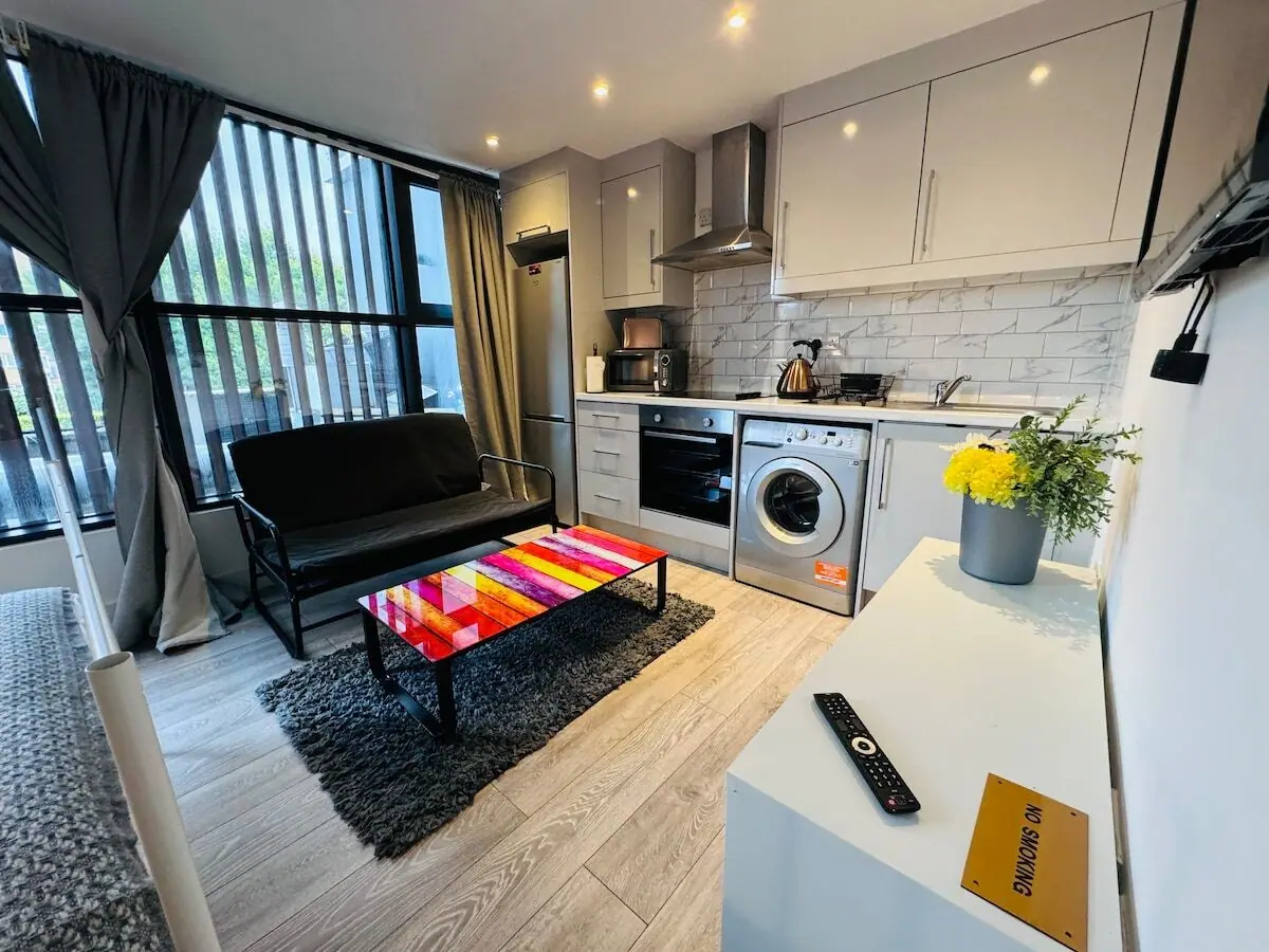 FT3 Brick Lane — interior view