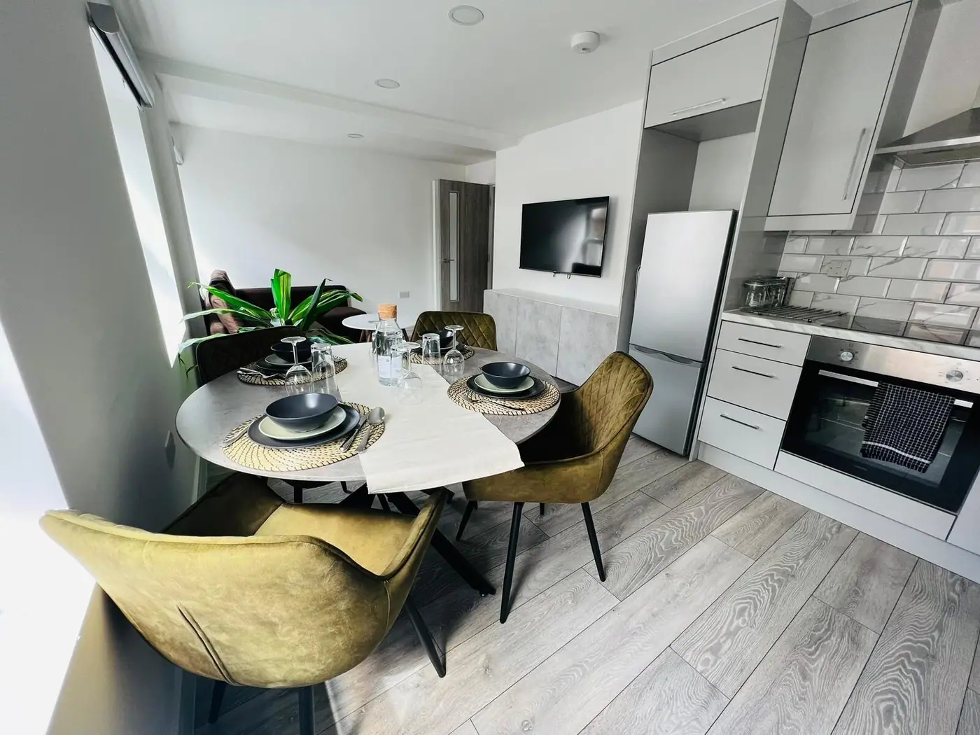 FT4 Brick Lane — living area
