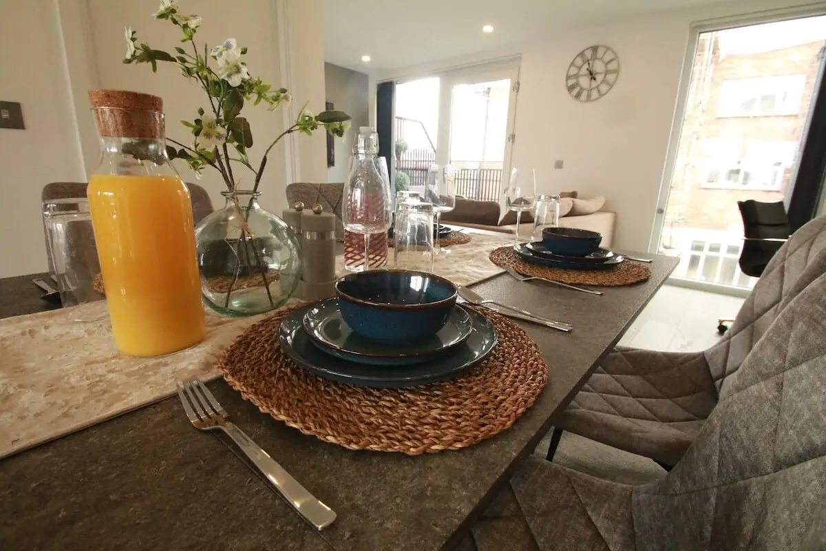 FT6 Aldgate Apartments — penthouse apartment in Aldgate, London E1
