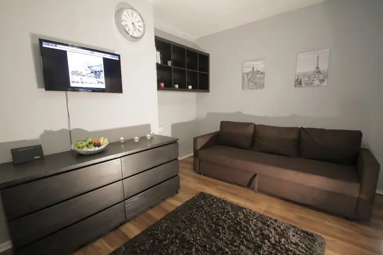 Moseley Apartments — ground-floor studio in Shoreditch, London