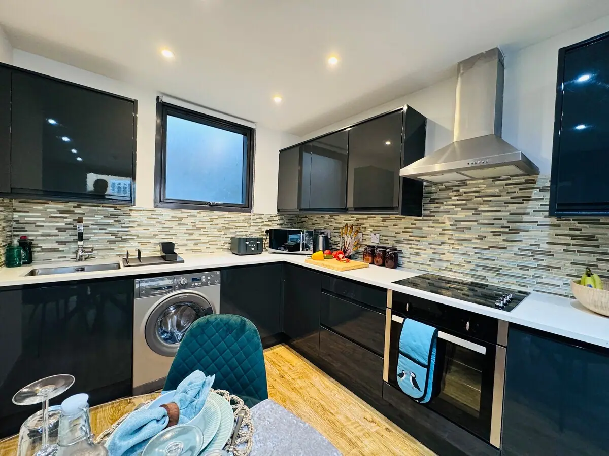 The Edge FT4 — interior view