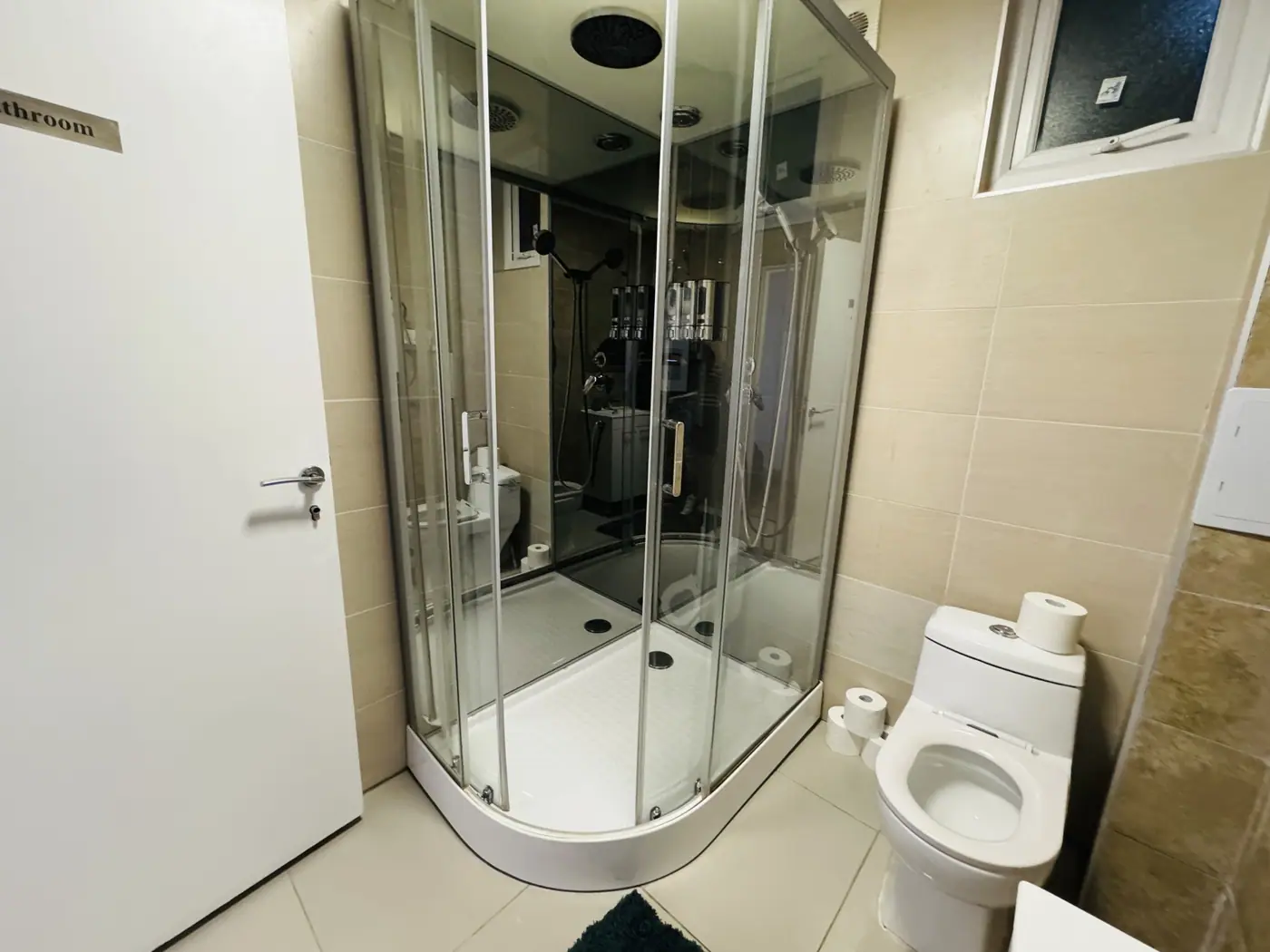 The Edge FT5 — interior