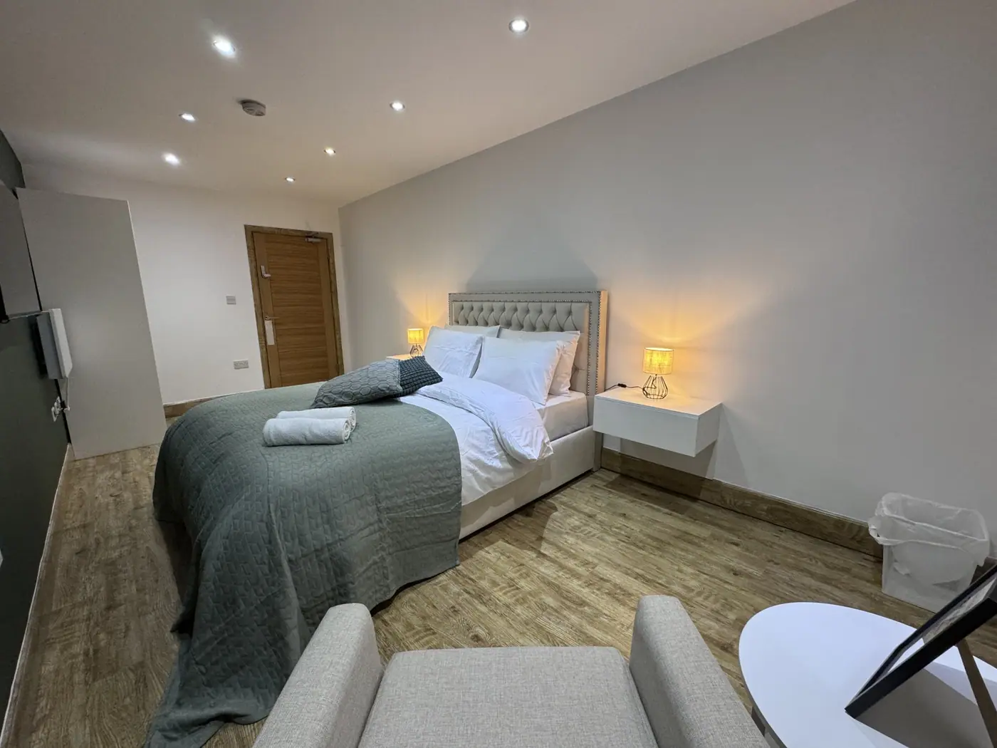 The Edge FT5 — second bedroom
